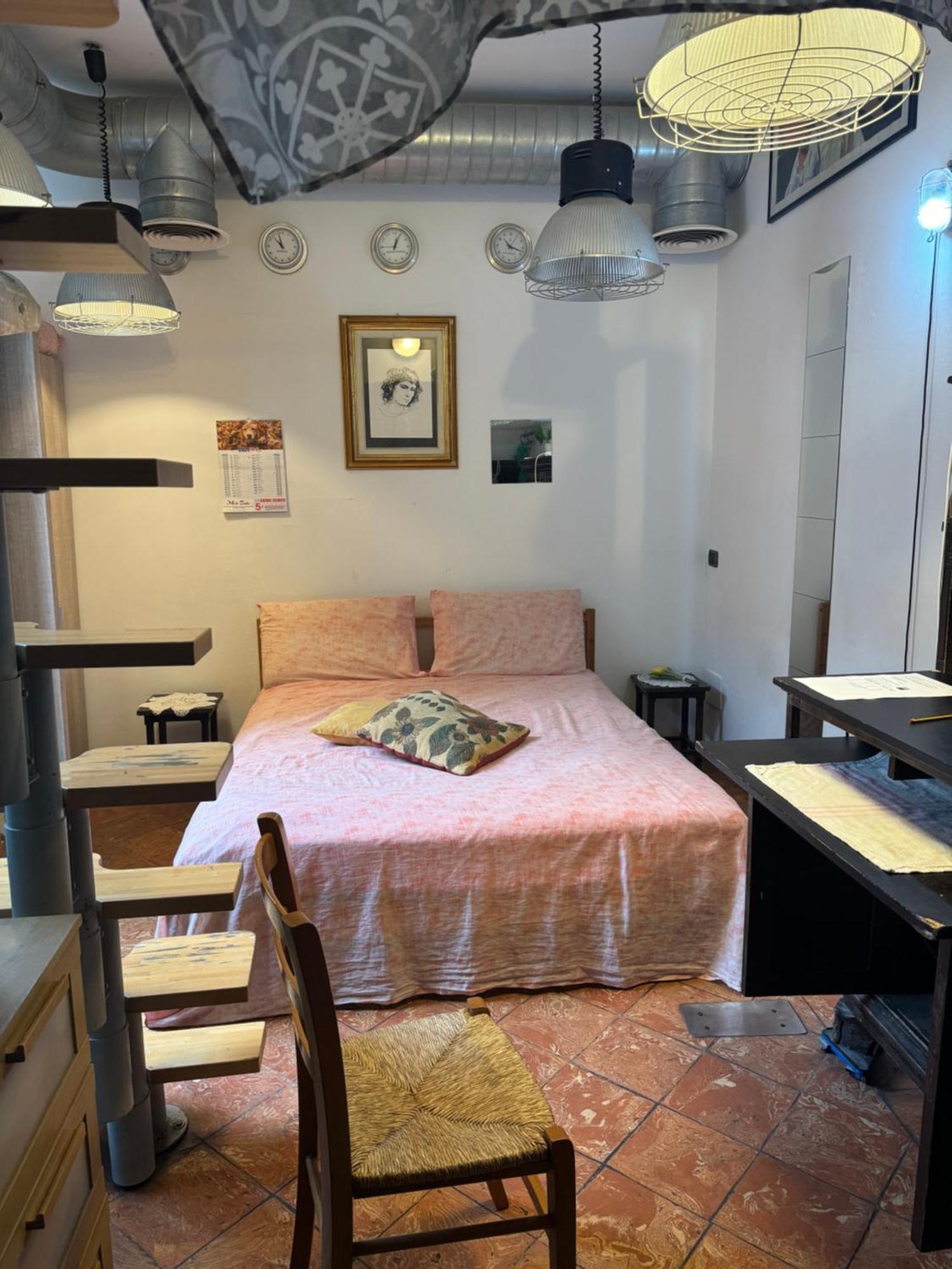 Free 30 Minutes Preemptive Cognitive Disconnect Therapy Price Location Real Duomo Palace Mini Suite Mediolan Zewnętrze zdjęcie